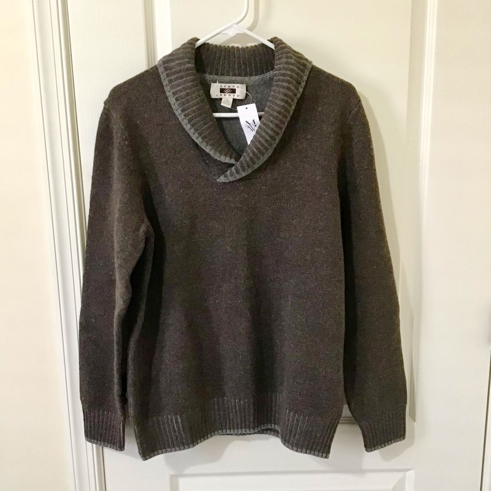 NWT Joseph Abboud Mens V neck wool blend sweater two tone brown / gray trim